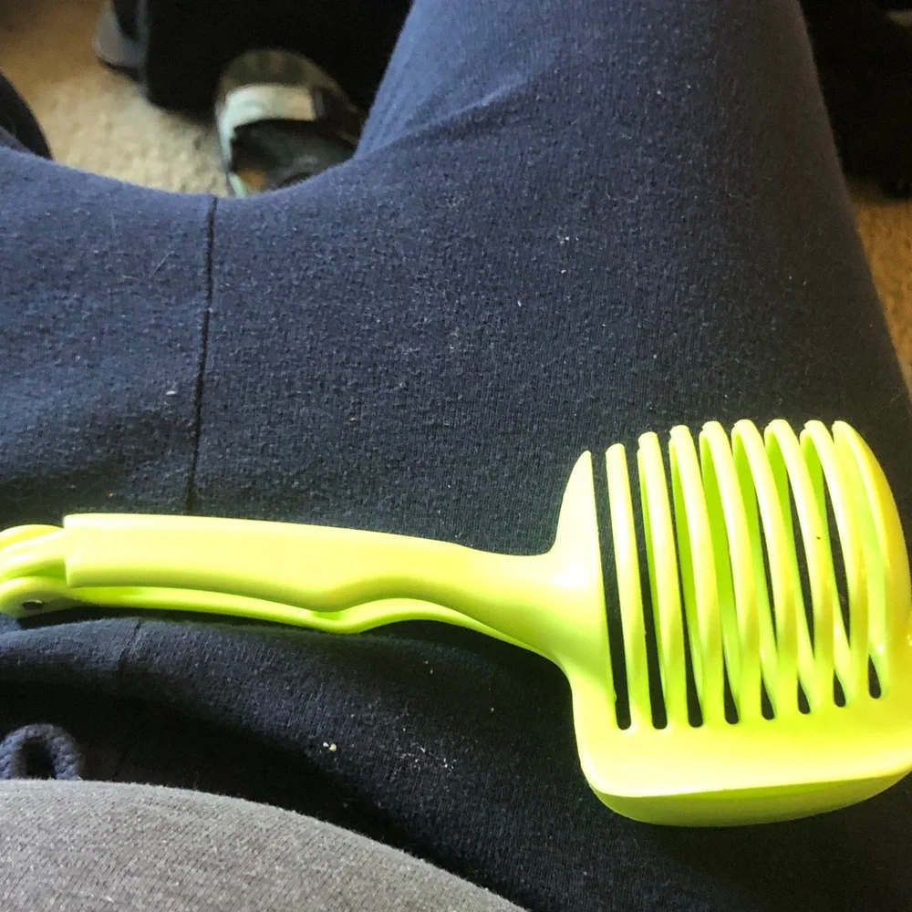 Bright Lime Green Plastic tomato cutting
